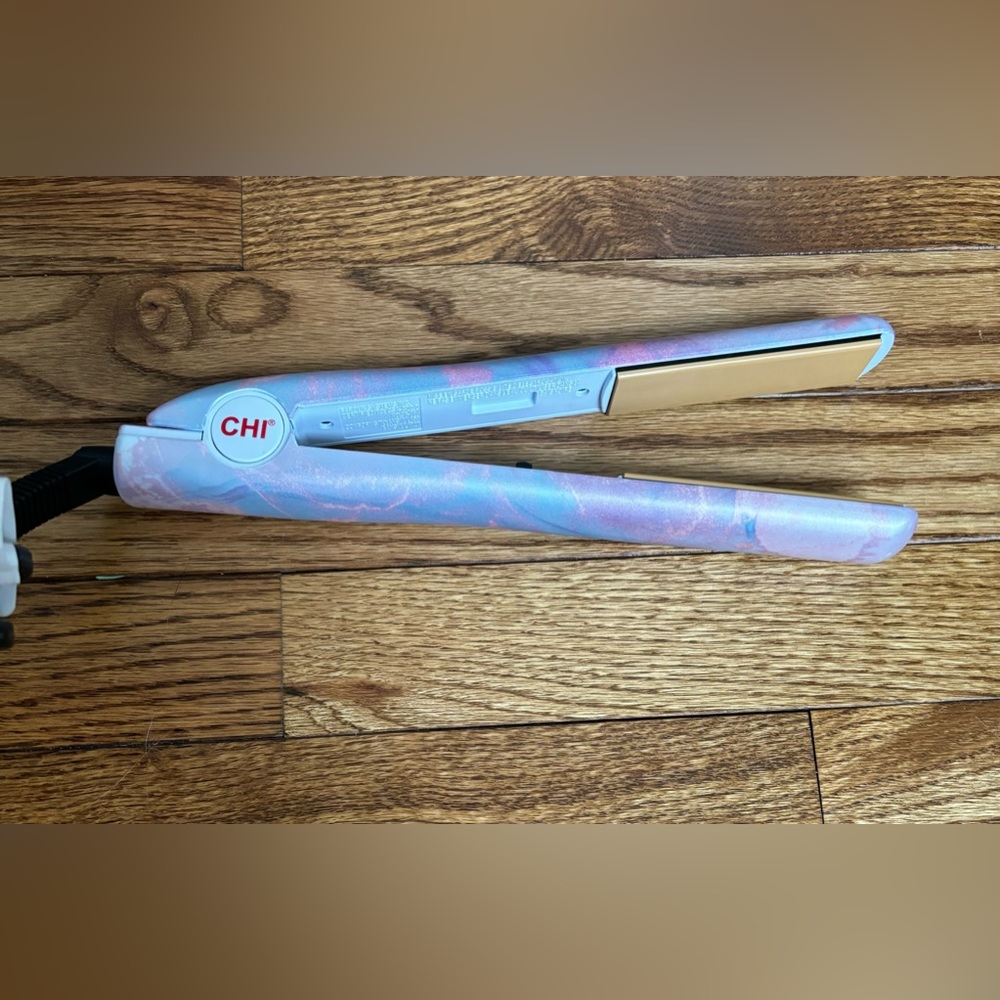 CHI Tournaline Ceramic Series Hairstyling Iron 1”